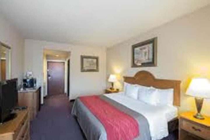 Room 18 of 35