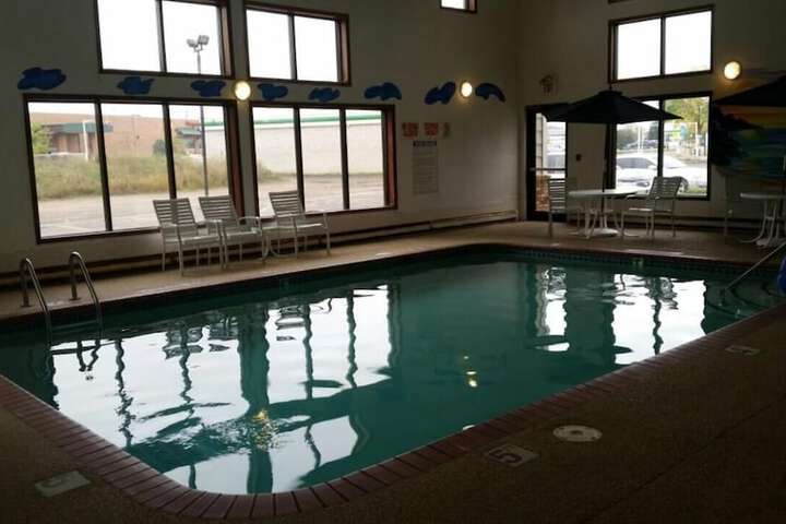 AmericInn by Wyndham Forest Lake