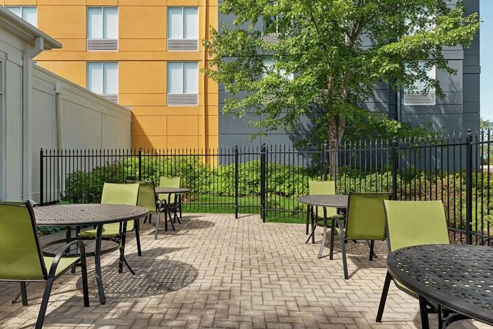 Terrace/Patio 39 of 40