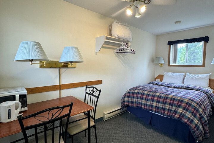 Blue River Motel
