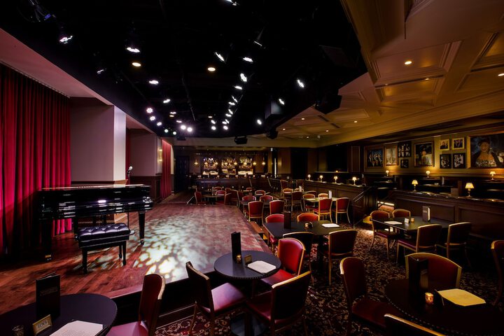 Hotel Carmichael Autograph Collection