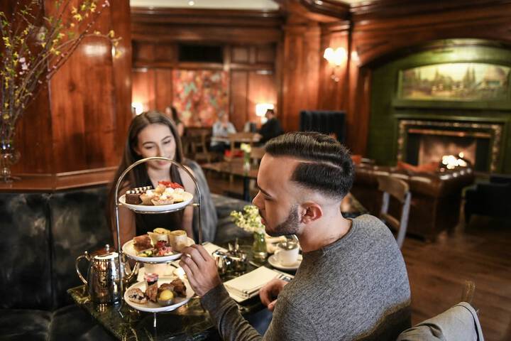 Dining 44 of 67