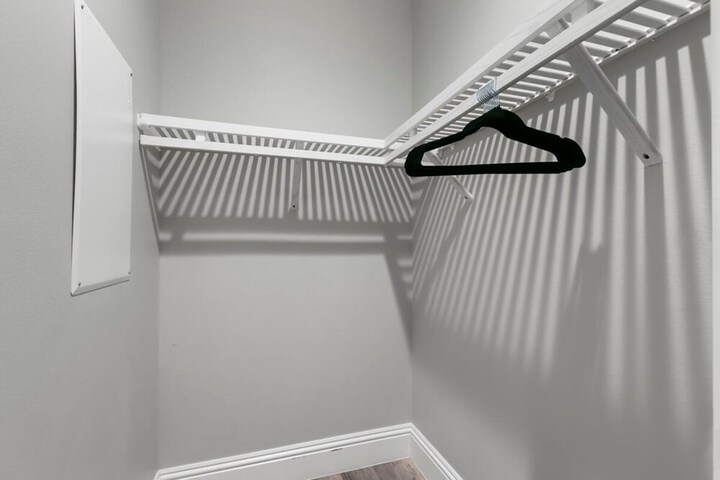 Canopy Cove Stunning 2BR Apt Heart of Downtown