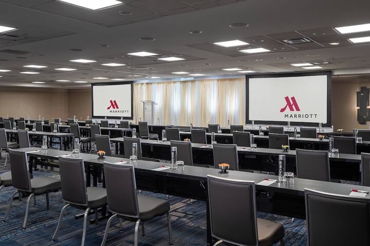 Chicago Marriott Downtown Magnificent Mile