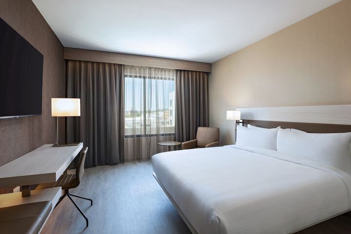 AC Hotel by Marriott Waco Downtown