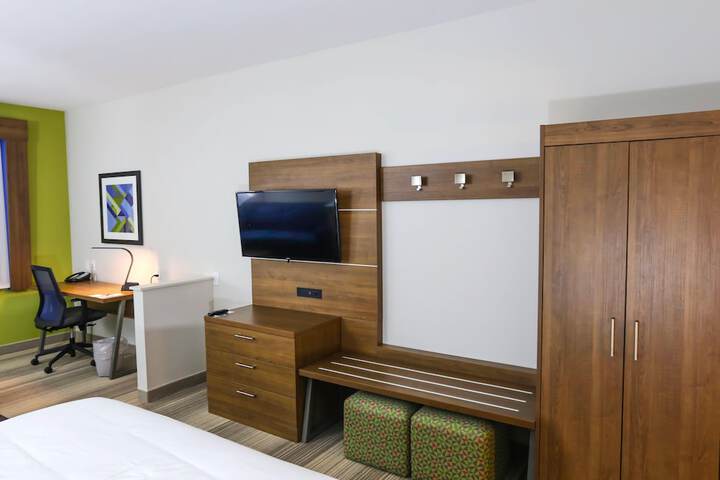 Room 49 of 72