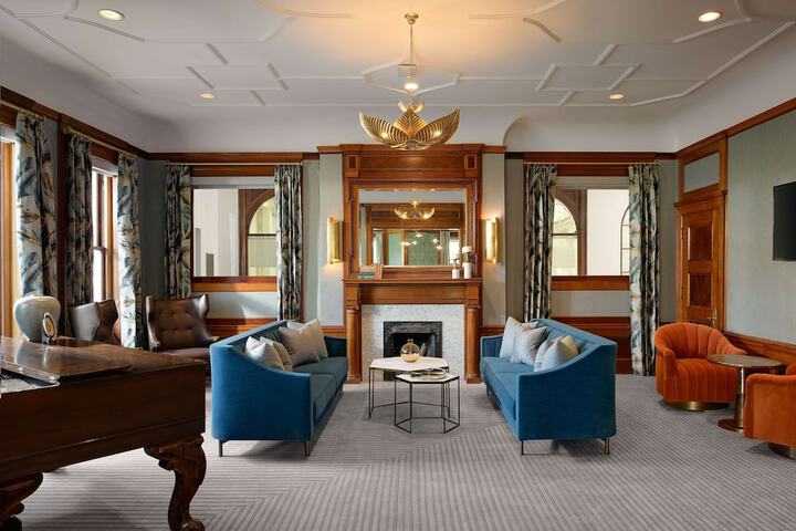 Hotel Interior 13 of 90