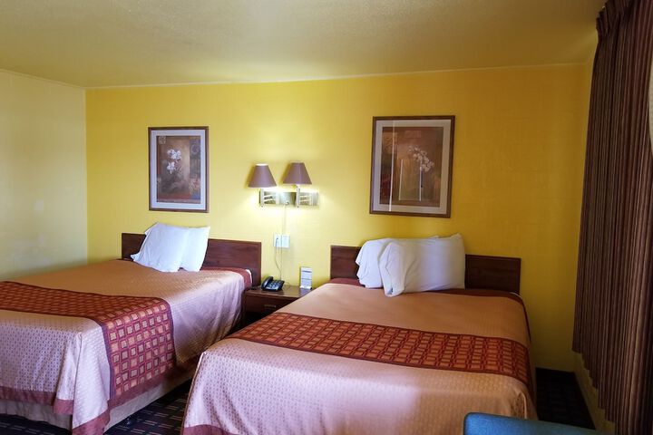 Room 19 of 25