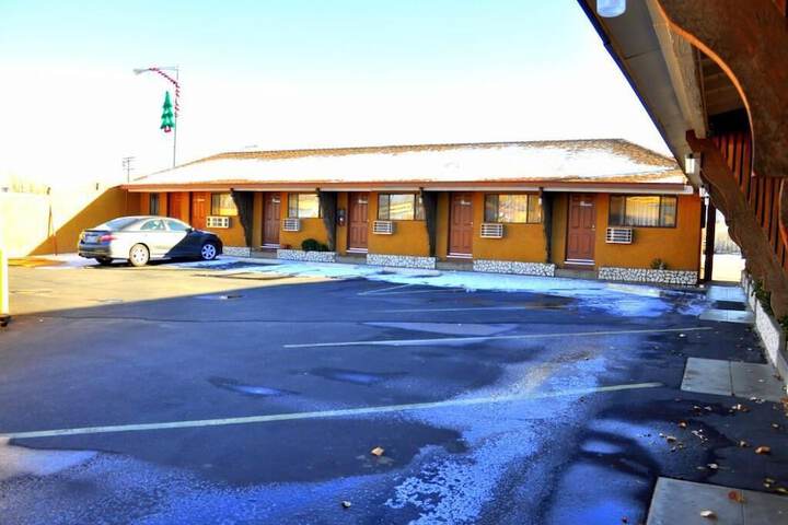 Hotel 4 of 16
