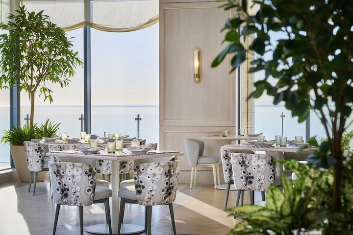 Dining 72 of 86