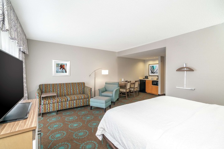 Hampton Inn & Suites Chincoteague Waterfront