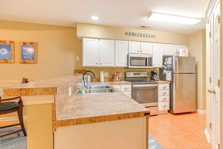 Pawleys Island Vacation Rental on Golf Course!