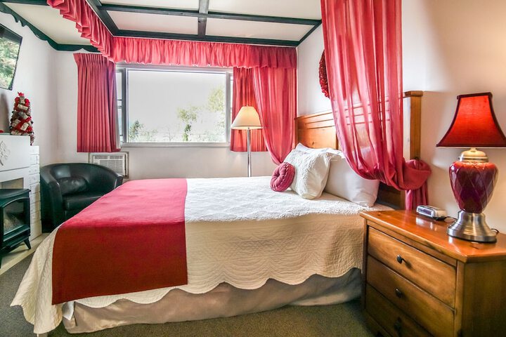 Gables Motel