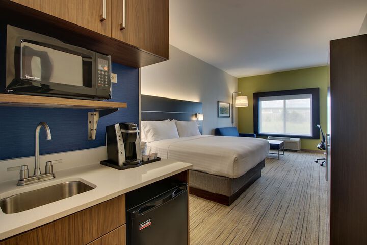 Room 42 of 72