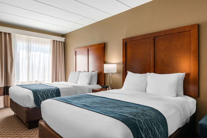 Room 30 of 41