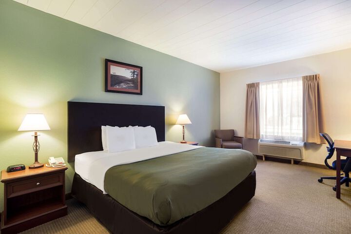 Room 18 of 42