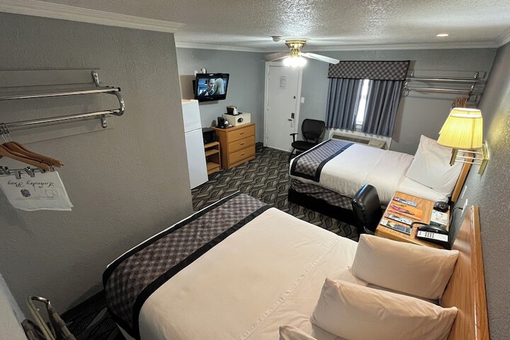 Room 36 of 45