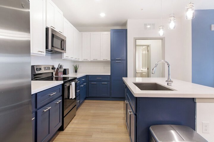 Landing Furnished Apartments near Lake Apopka