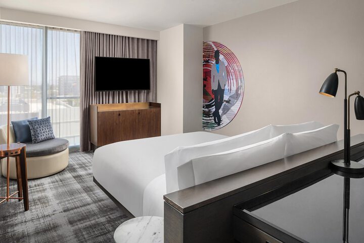 Room 74 of 150