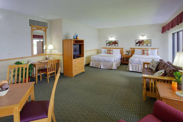 DEER CREEK LODGE AND CONF CTR