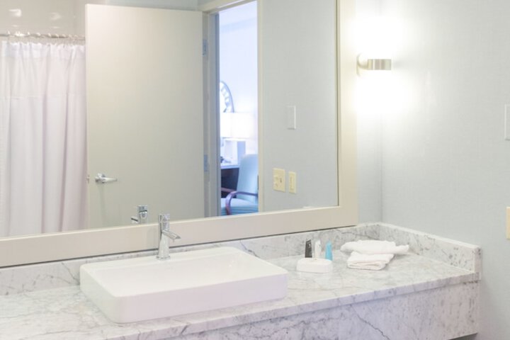 Crowne Plaza Springfield by IHG