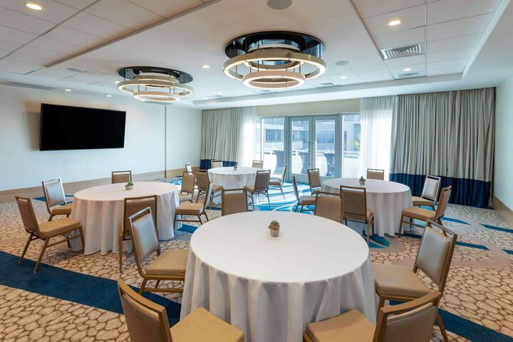 Wyndham Grand Clearwater Beach