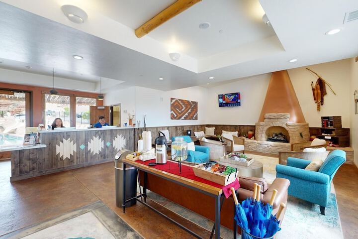 Bluff Dwellings Resort