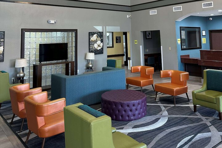 Hotel Interior 4 of 30
