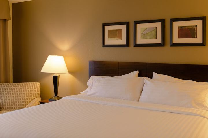Holiday Inn Express & Suites Superior by IHG