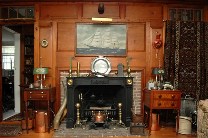 Room 6 of 38