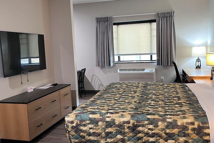 Room 22 of 28