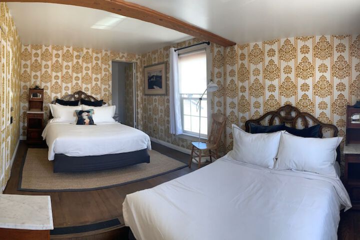 Room 22 of 25