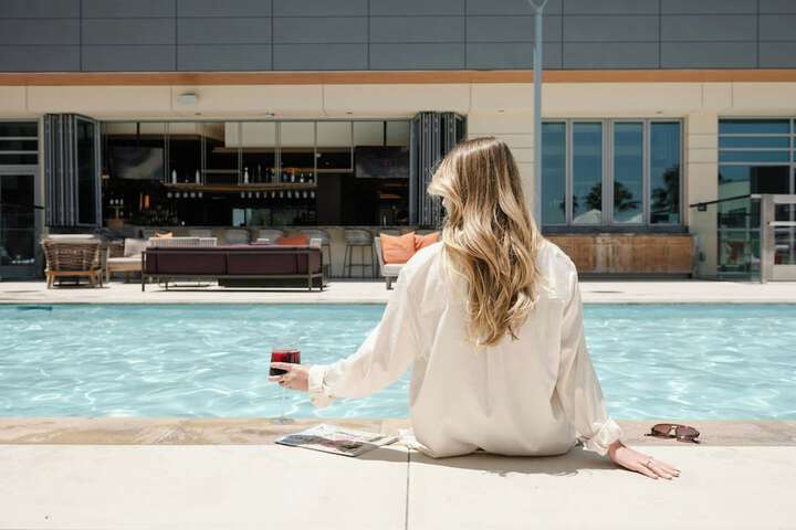 Pool 10 of 153