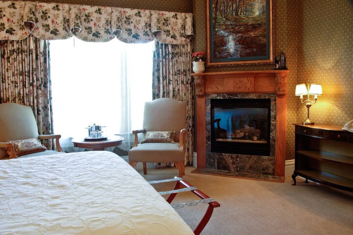 Room 42 of 75