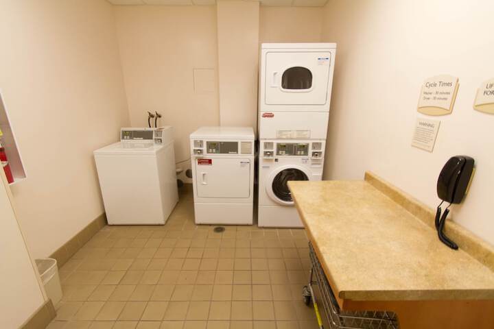Room 25 of 69