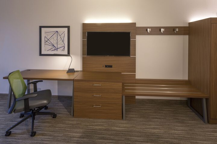 Room 26 of 44