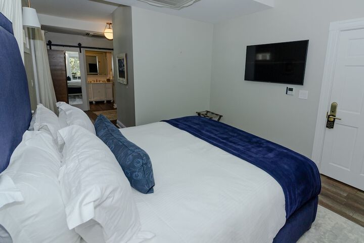 Room 18 of 62