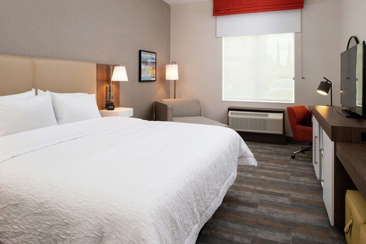 Hampton Inn & Suites Buena Park