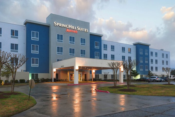 Hotel 2 of 39