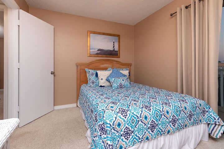 Room 15 of 18