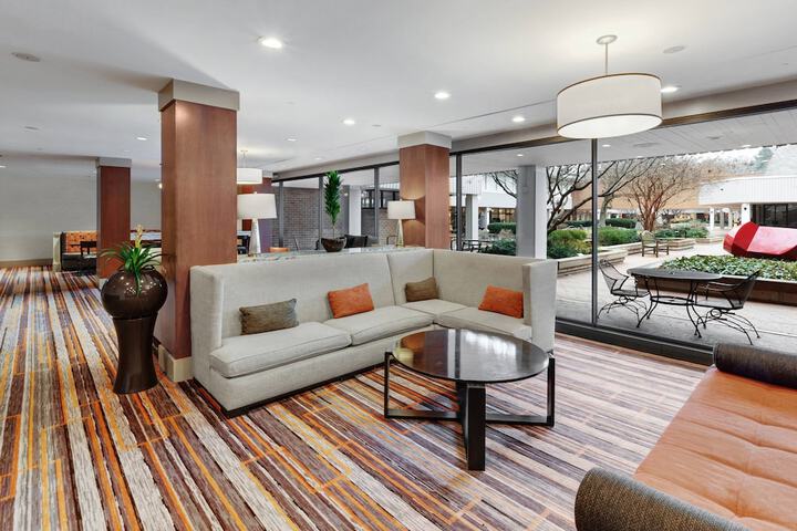 Hotel Interior 4 of 27