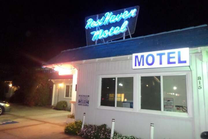 Hotel 4 of 44