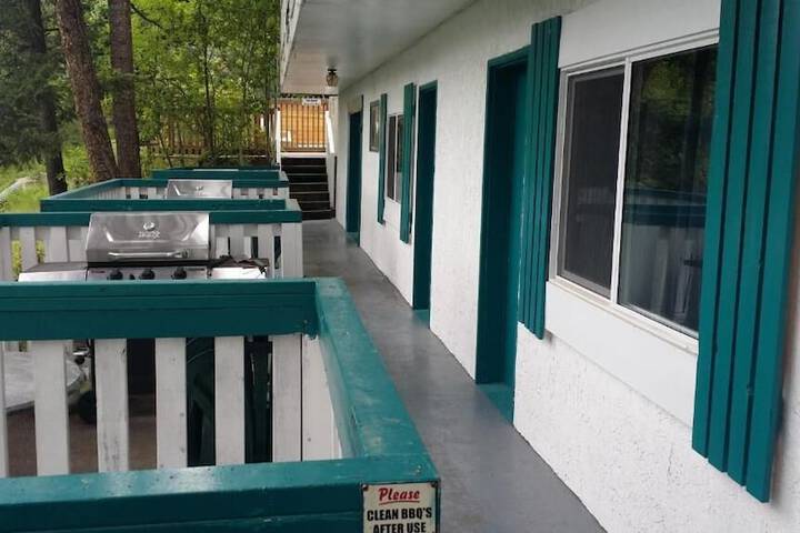 Apple Tree Inn