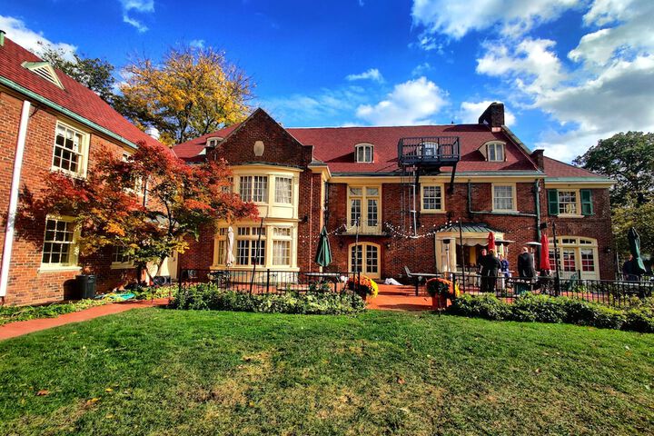 Montague Inn