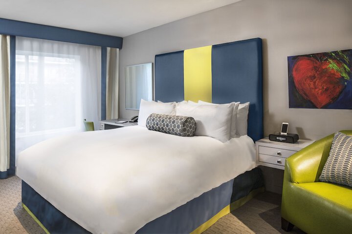 Room 34 of 86