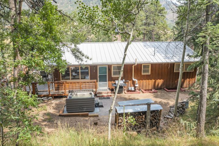 Adventure Cabin