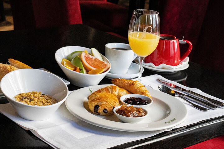 Breakfast/Coffee Service 68 of 78