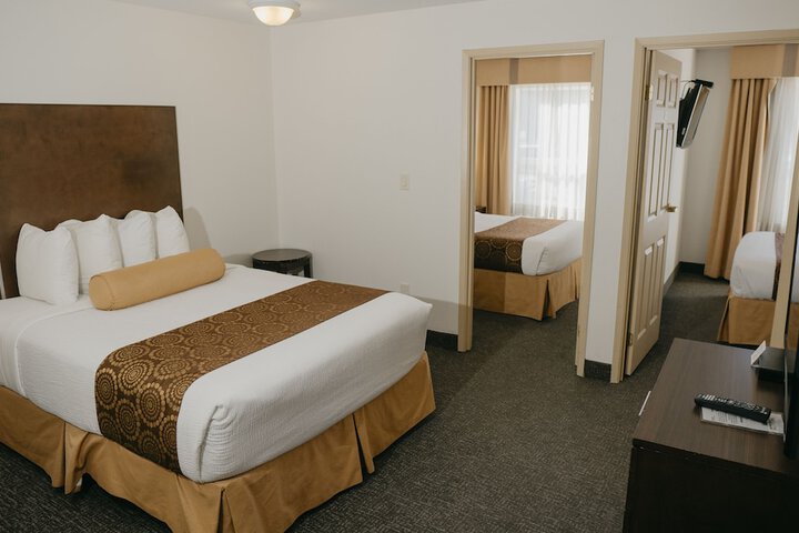 Room 11 of 42
