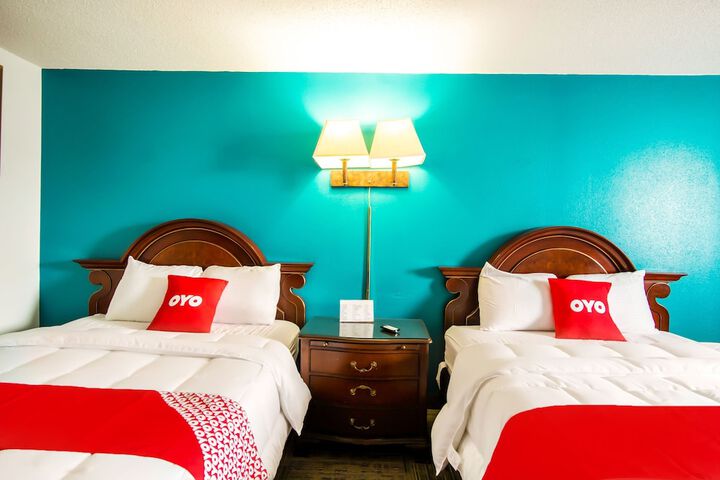 OYO Hotel Hutchinson KS West 4th Ave