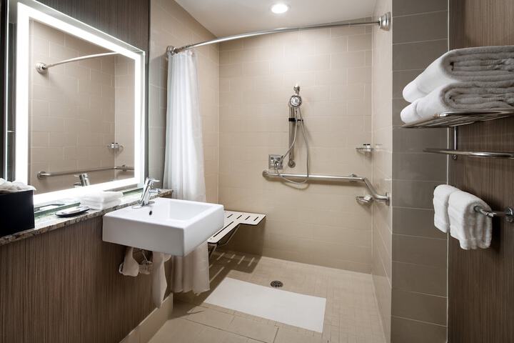 Sheraton Agoura Hills Hotel